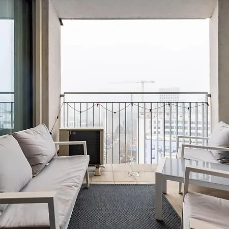 Panorama Luxe Terrace Apartment