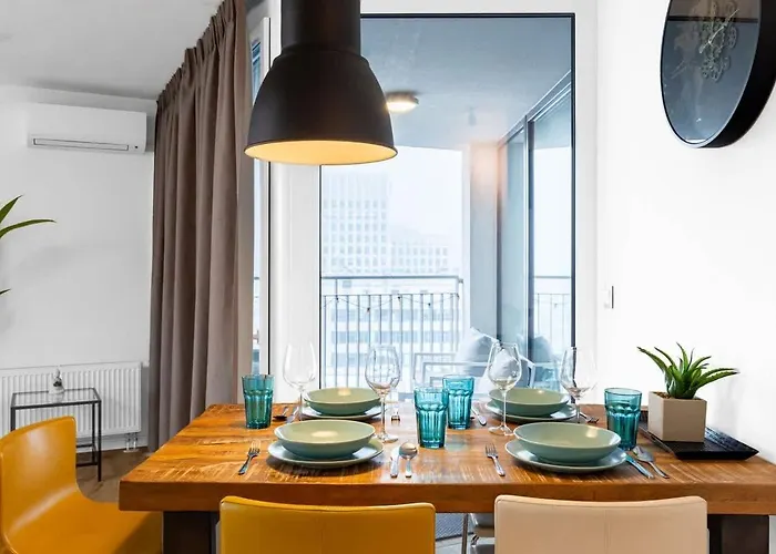 Panorama Luxe Terrace